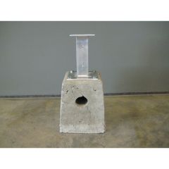 Betonpoer met stelvoet